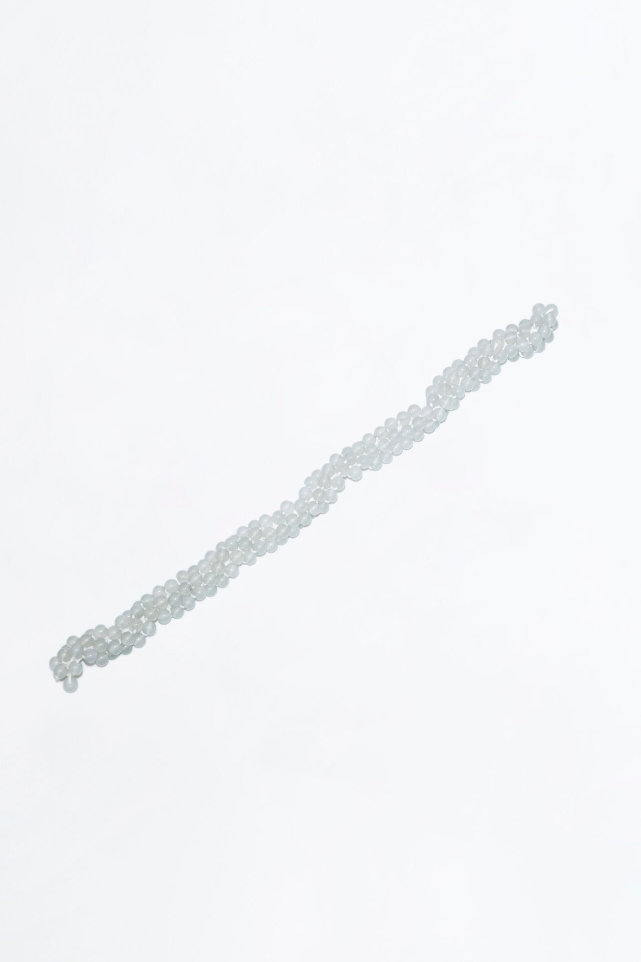 Gargantilla Colero tejida a mano con cordón de algodón encerado y cuentas de vidrio