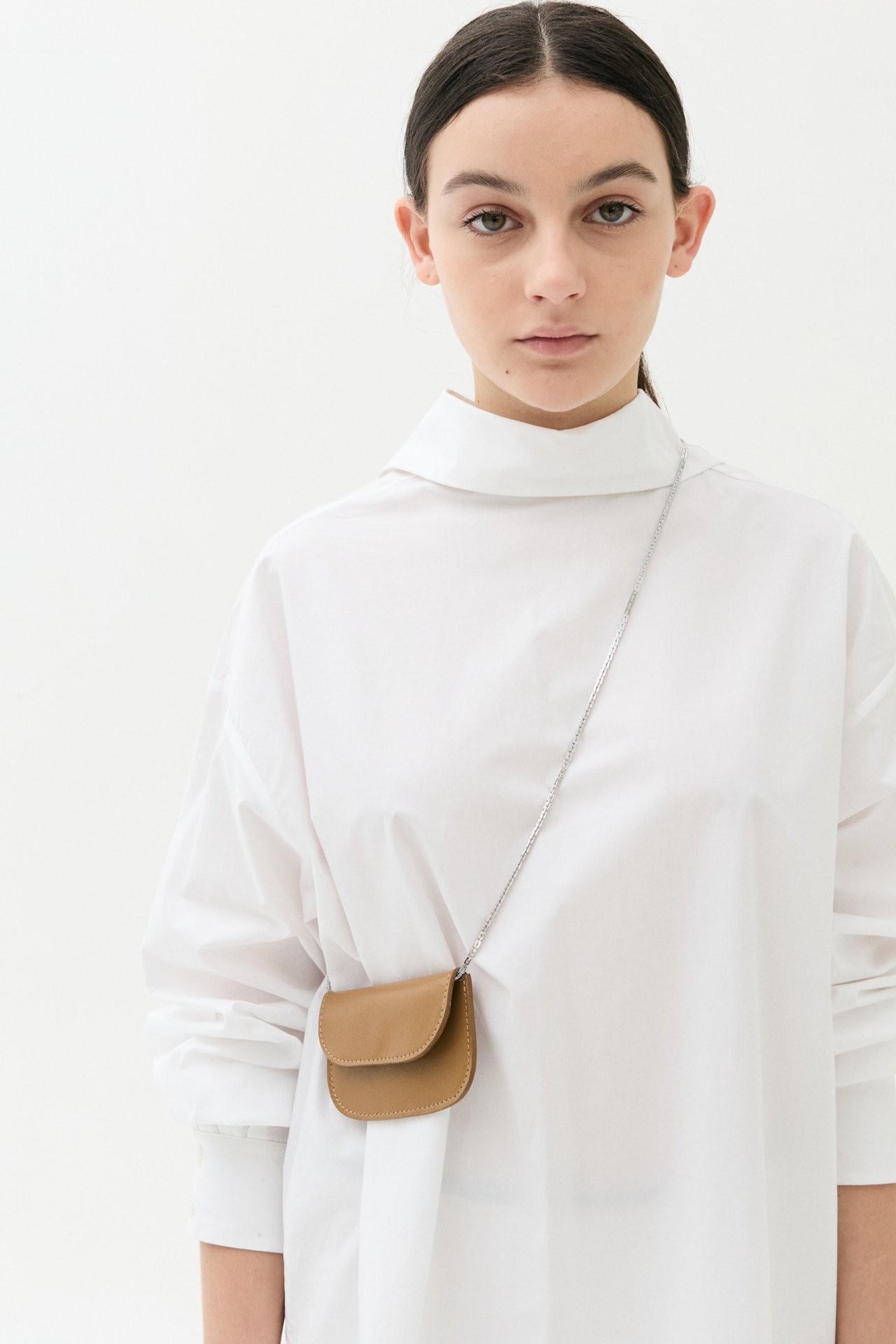 AYNIE_LOOKBOOK_AGOSTO_24_2110