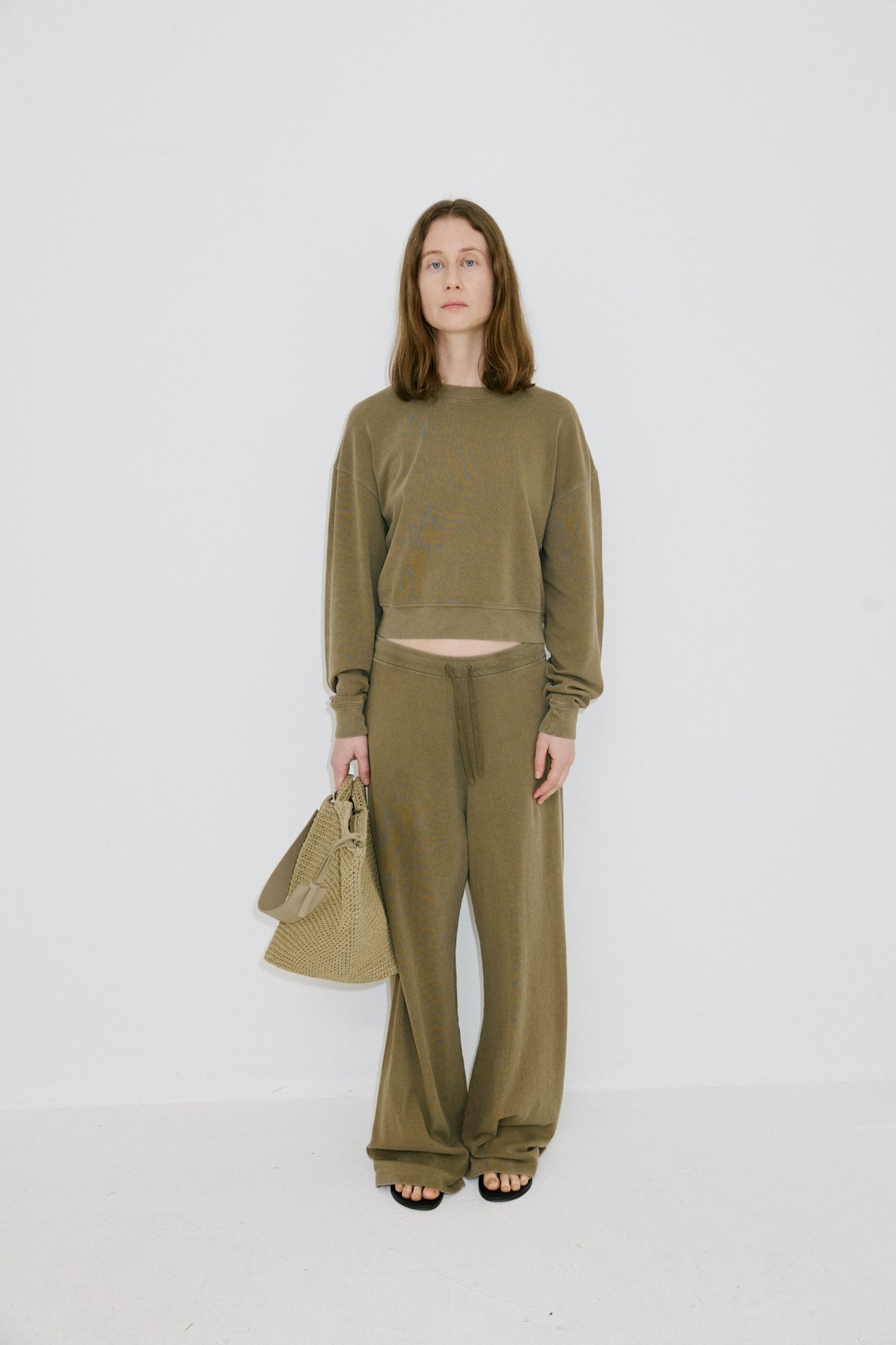 AYNIE_LB_SEPT_25_1132